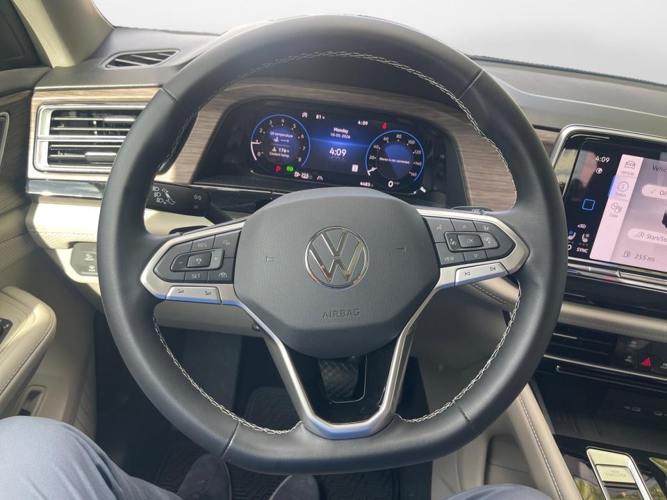 2026 Volkswagen Atlas 2.0T SEL