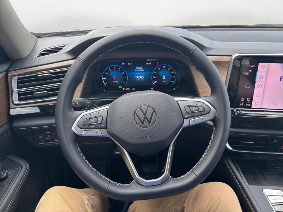 2026 Volkswagen Atlas 2.0T SE