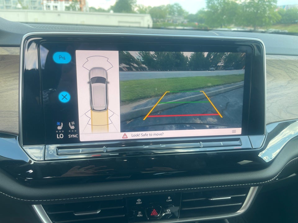 2026 Volkswagen Atlas SE with Technology