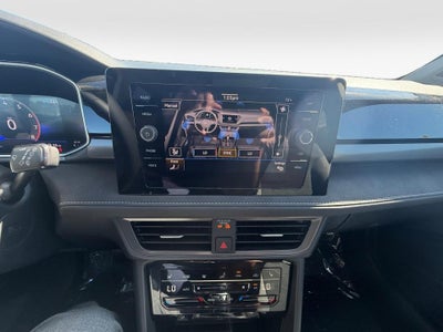 2027 Volkswagen Taos SE Black