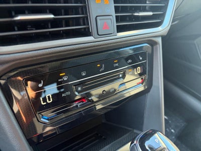 2027 Volkswagen Taos SE Black
