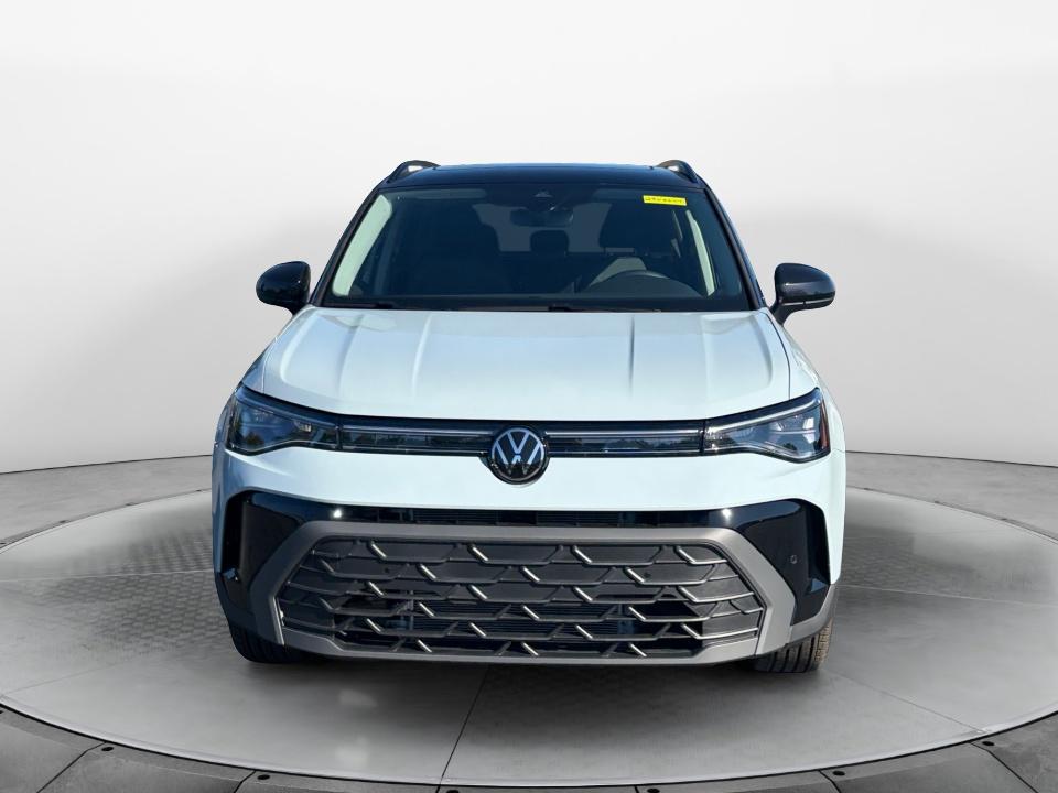 2027 Volkswagen Taos SE Black