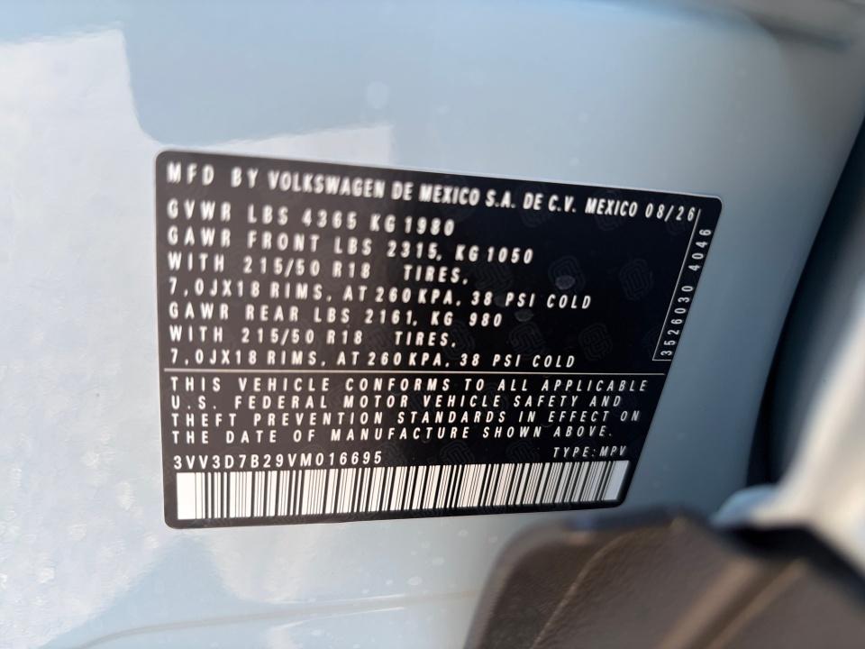 2027 Volkswagen Taos SE Black