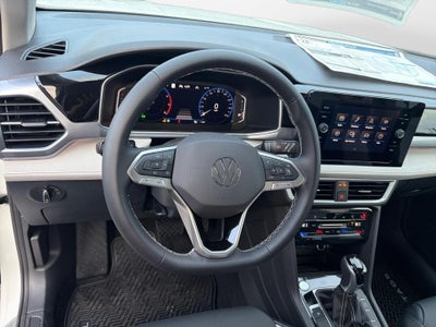 2026 Volkswagen Taos SEL
