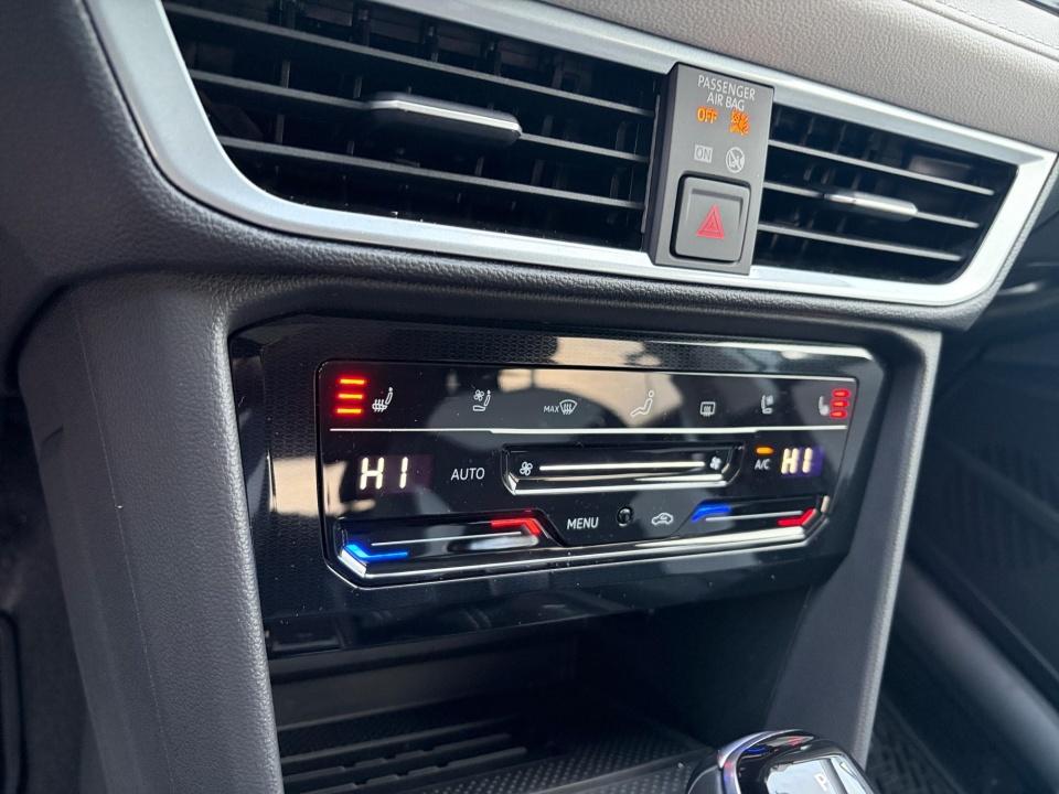 2026 Volkswagen Taos SEL