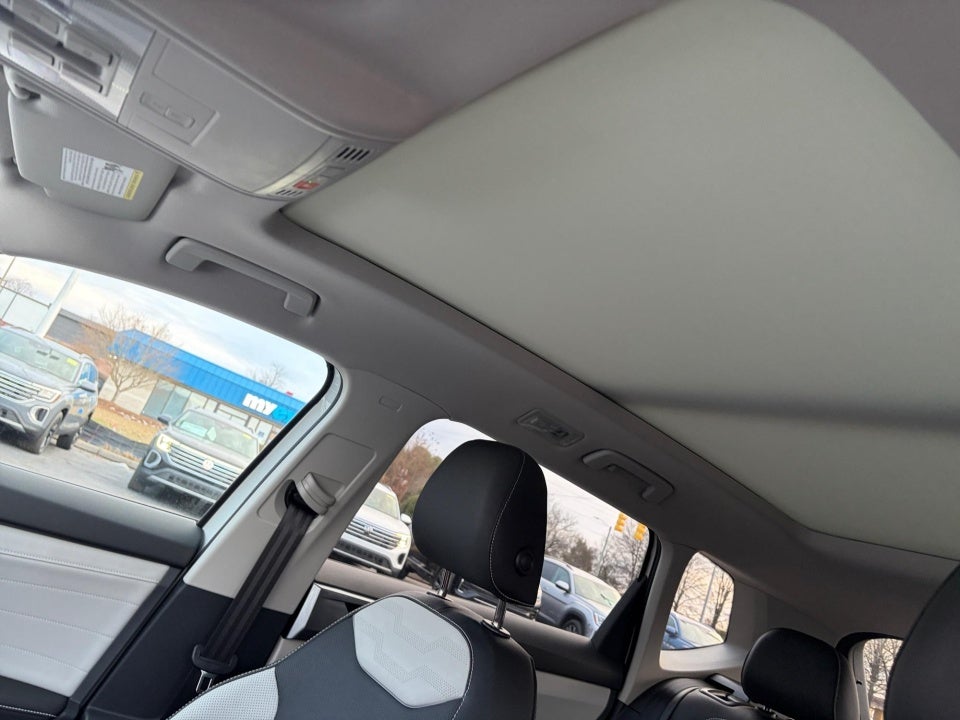 2026 Volkswagen Taos SEL