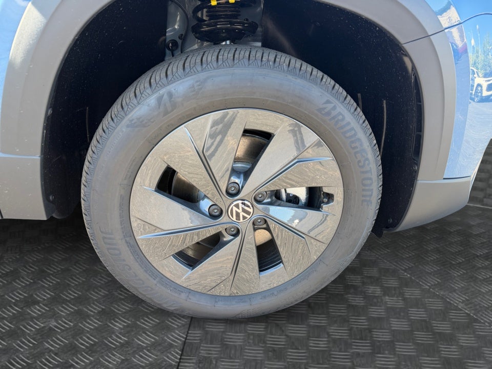 2027 Volkswagen Taos S