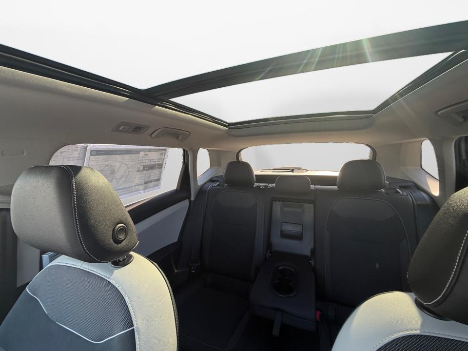 2027 Volkswagen Taos SE