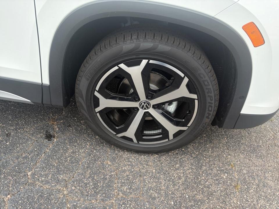 2026 Volkswagen Tiguan SE
