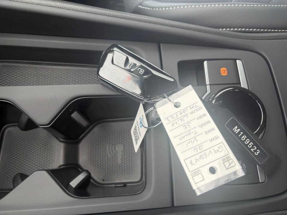 2026 Volkswagen Tiguan SE