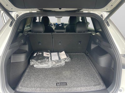 2025 Volkswagen Tiguan SE R-Line Black
