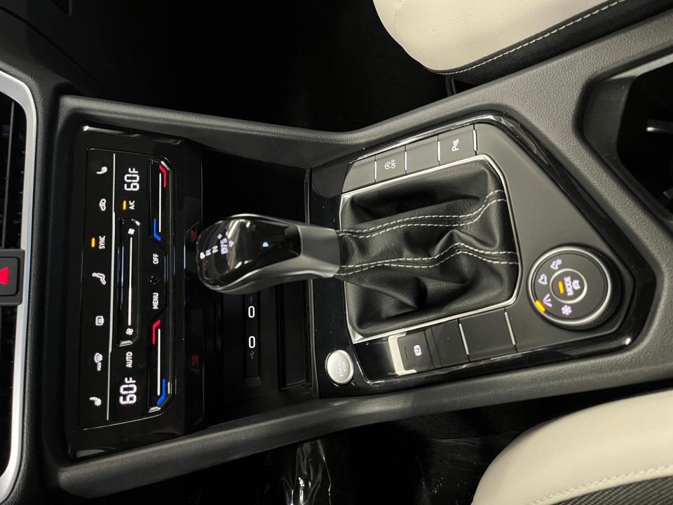 2026 Volkswagen Taos SE