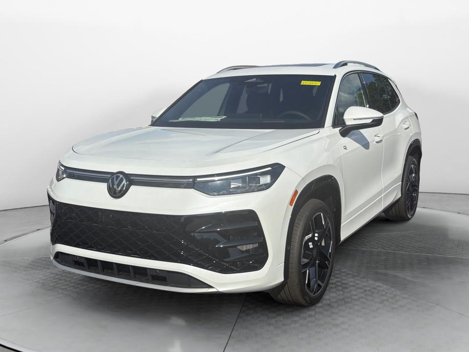 2026 Volkswagen Tiguan SEL R-Line Turbo