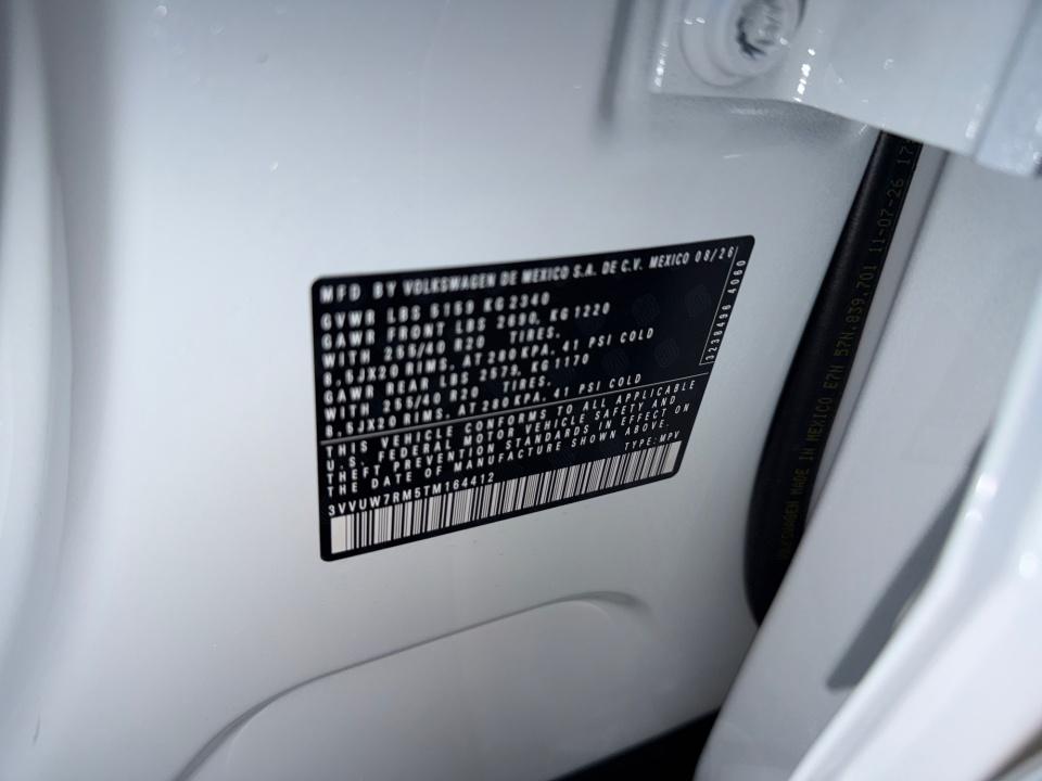 2026 Volkswagen Tiguan SEL R-Line Turbo