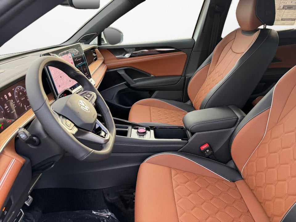 2026 Volkswagen Tiguan SEL R-Line Turbo