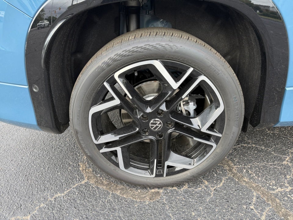 2026 Volkswagen Tiguan SEL R-Line Turbo