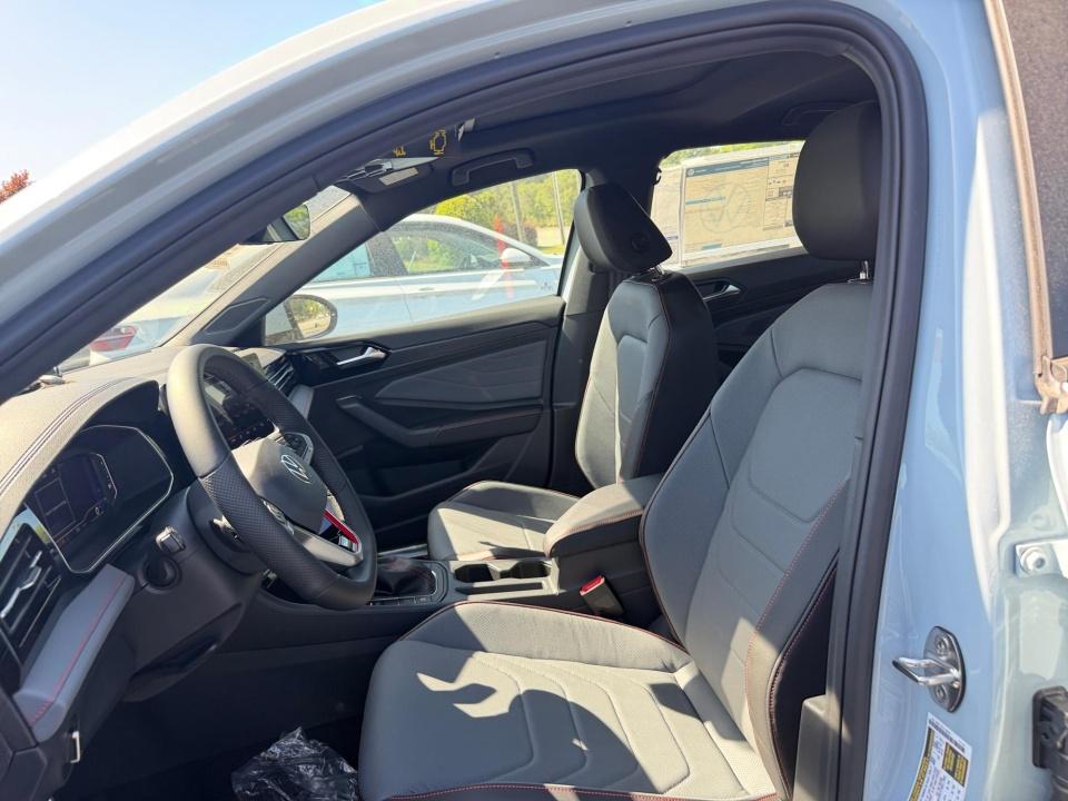 2026 Volkswagen Jetta GLI Autobahn