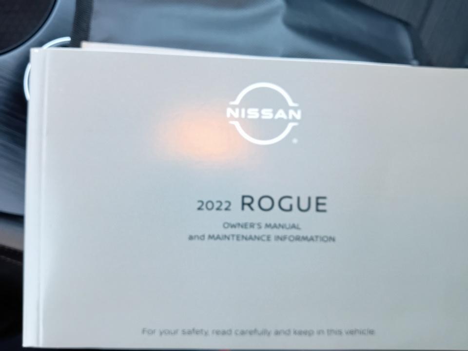 2022 Nissan Rogue SV