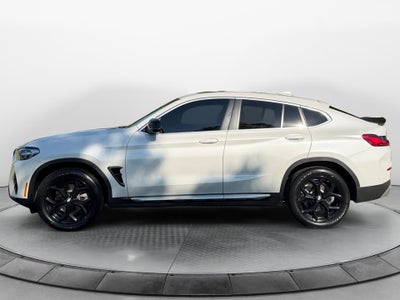 2025 BMW X4 xDrive30i