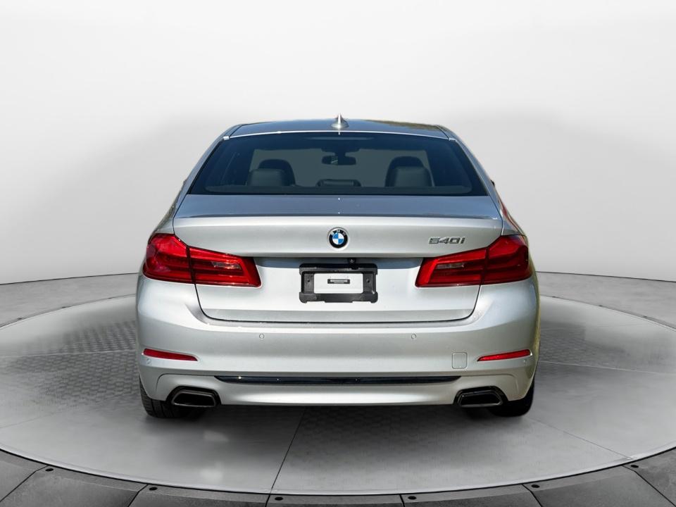 2017 BMW 540i 540i