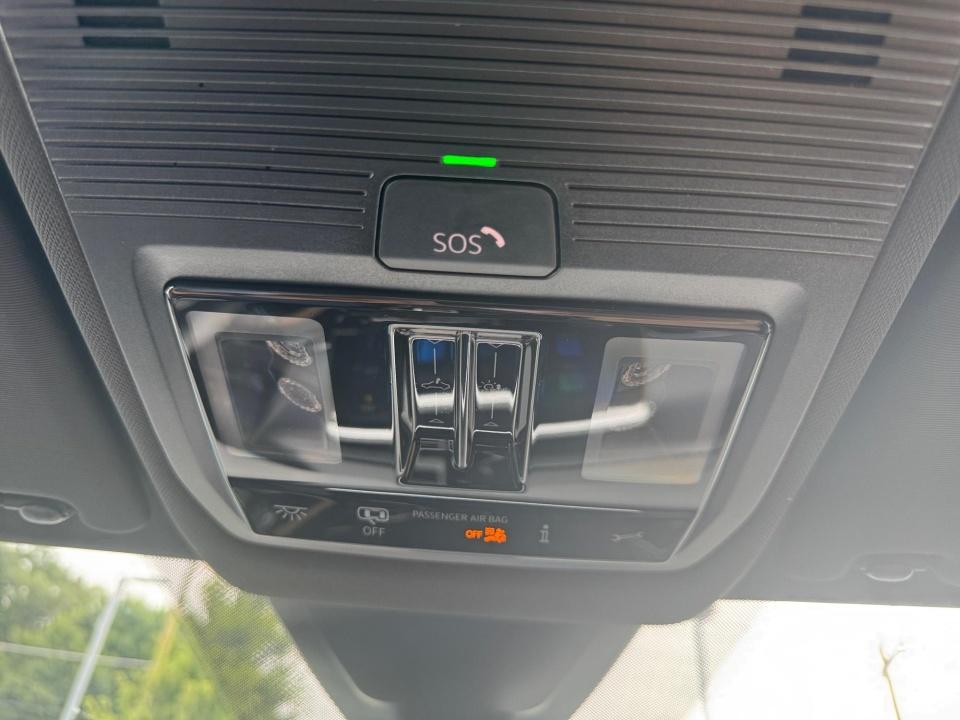 2026 Volkswagen Atlas Cross Sport 2.0T SEL