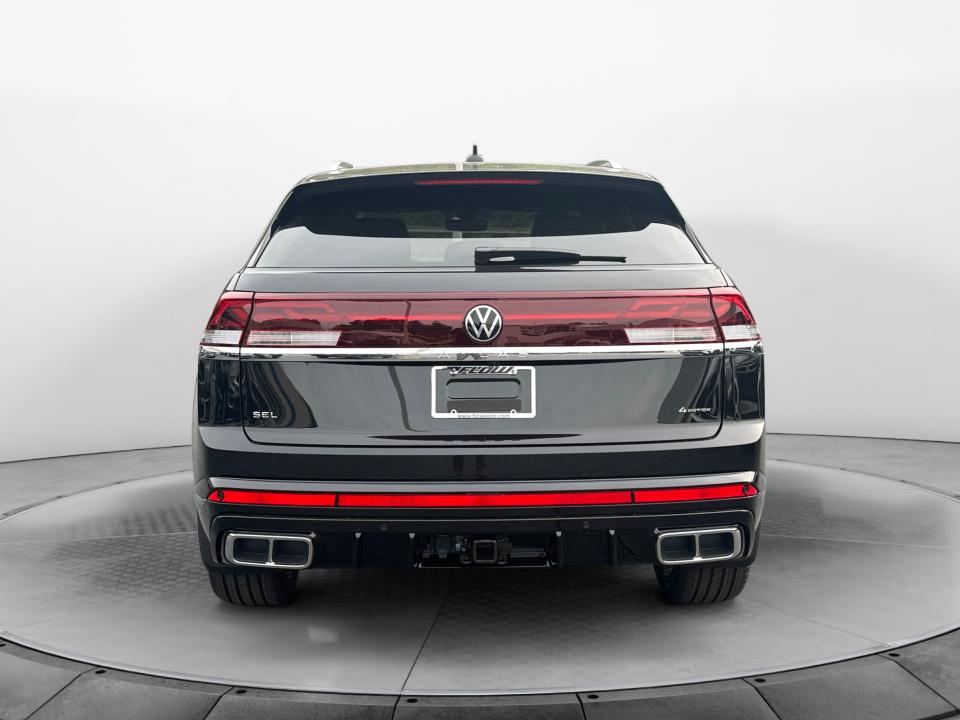 2026 Volkswagen Atlas Cross Sport 2.0T SEL Premium R-Line