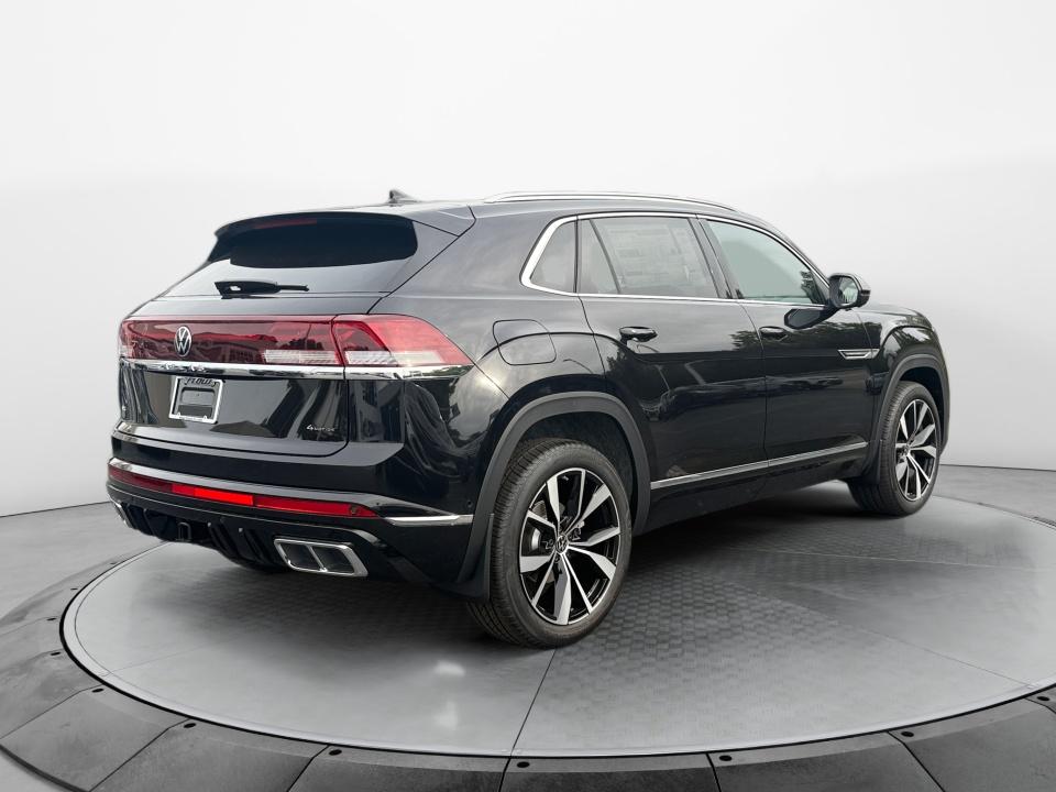 2026 Volkswagen Atlas Cross Sport 2.0T SEL Premium R-Line