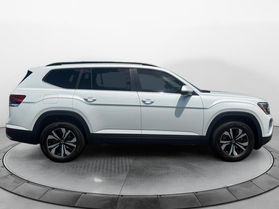 2026 Volkswagen Atlas SE