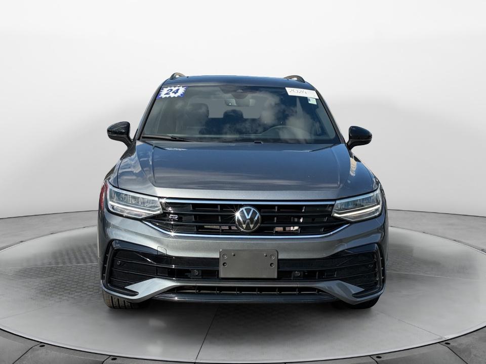 2024 Volkswagen Tiguan SE R-Line Black