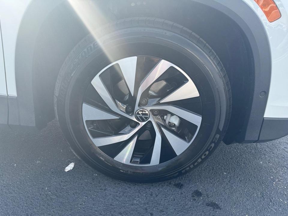 2026 Volkswagen Tiguan S - Photo 25