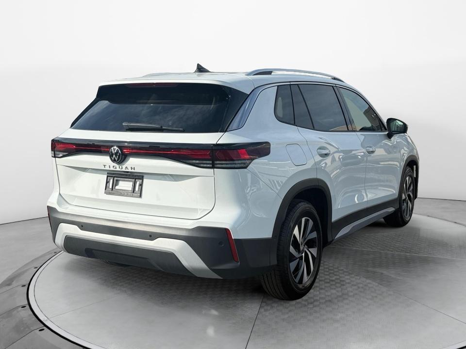 2026 Volkswagen Tiguan S - Photo 7