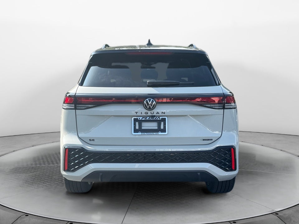 2026 Volkswagen Tiguan SE R-Line Black