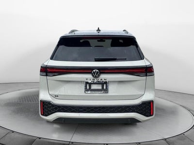 2026 Volkswagen Tiguan SE R-Line Black