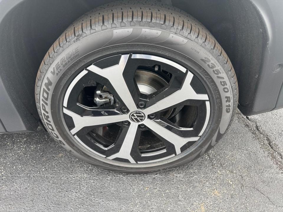 2026 Volkswagen Tiguan SE