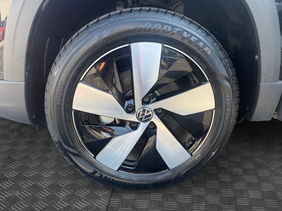 2023 Volkswagen Taos S