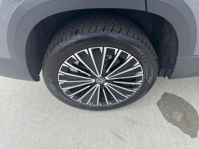 2026 Volkswagen Taos SE
