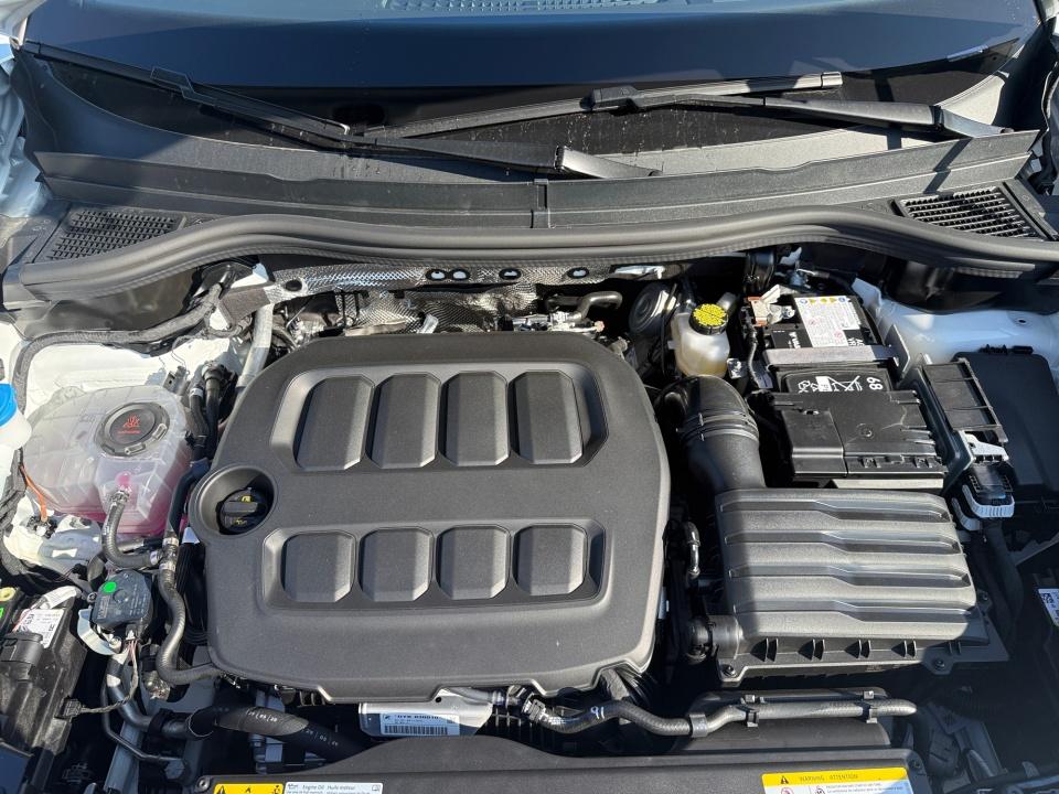 2026 Volkswagen Tiguan SEL R-Line Turbo