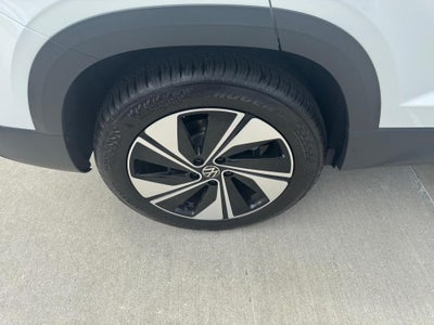 2026 Volkswagen Taos SE