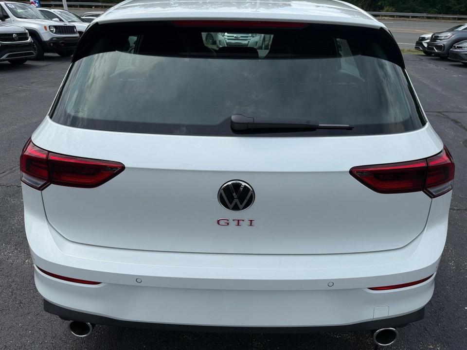 2026 Volkswagen Golf GTI SE