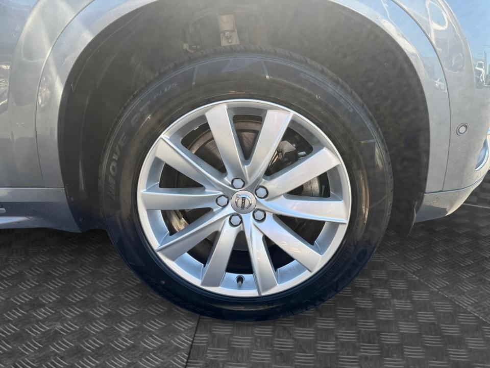 2019 Volvo XC90 Momentum