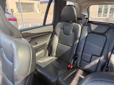 2019 Volvo XC90 Momentum