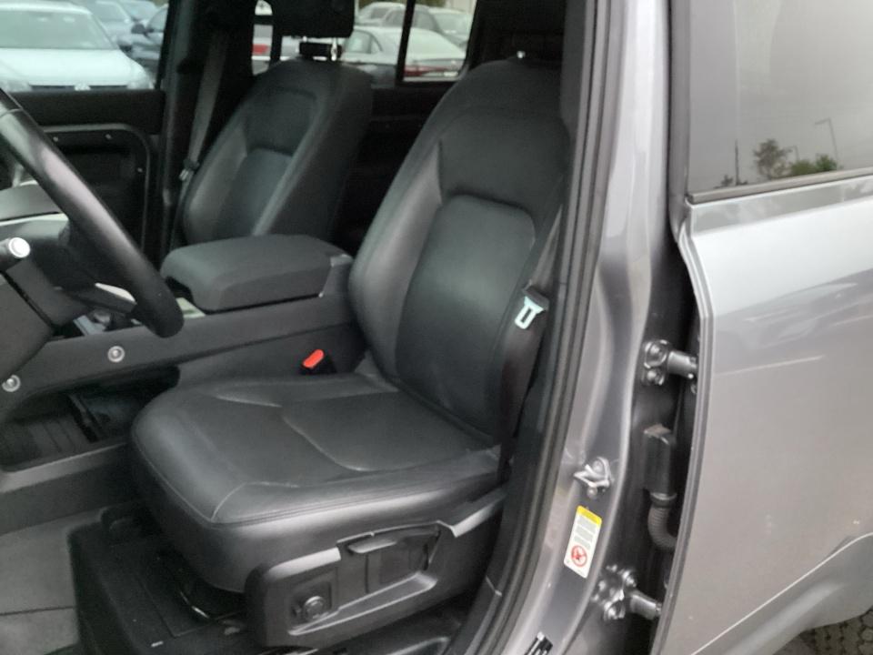 2023 Land Rover Defender S