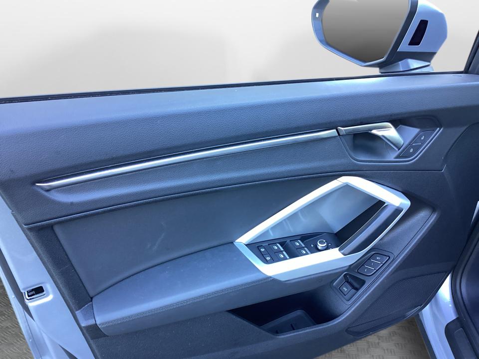 2023 Audi Q3 Premium