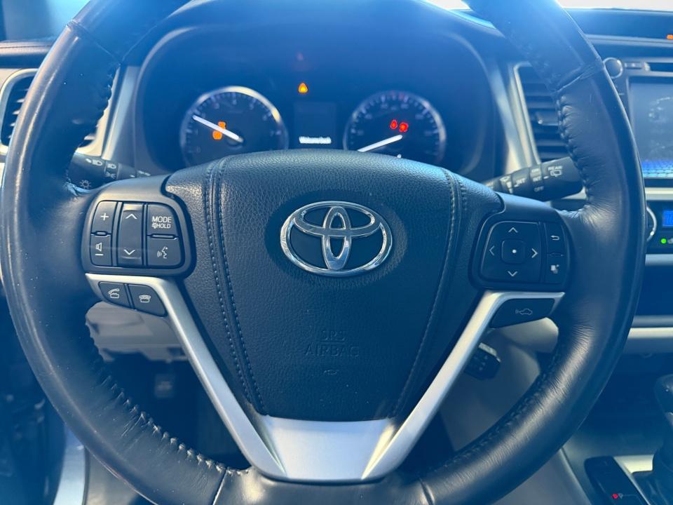 2015 Toyota Highlander Limited Platinum
