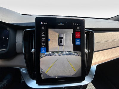 2026 Volvo XC90 Plus