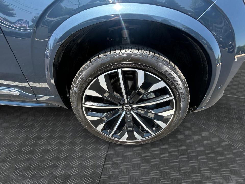 2026 Volvo XC90 Plus