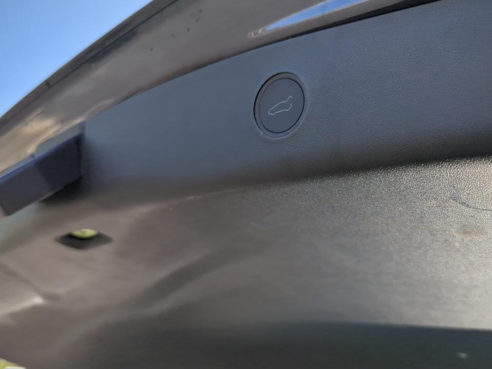 2022 Tesla Model 3 RWD