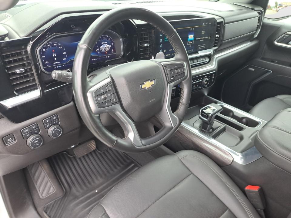 2025 Chevrolet Silverado 1500 LTZ