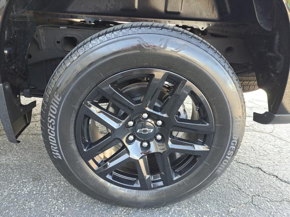 2023 Chevrolet Silverado 1500 4WD Crew Cab Short Bed RST