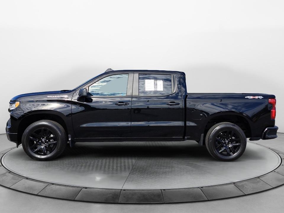 2023 Chevrolet Silverado 1500 4WD Crew Cab Short Bed RST